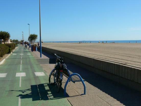 T3 Vue Mer Et Plage, Avec Wifi Et Parking Saint-Pierre-la-Mer  Εξωτερικό φωτογραφία